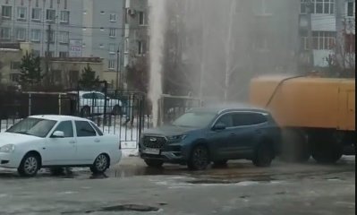 В Ульяновске на Рябикова произошла поломка гидранта