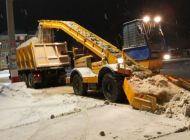 Улицы Ульяновска продолжают ремонтировать и очищать от снега