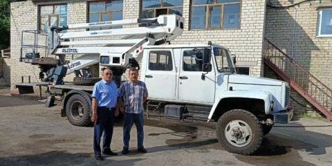 Ульяновск отправил в ЛНР 28-метровую автовышку