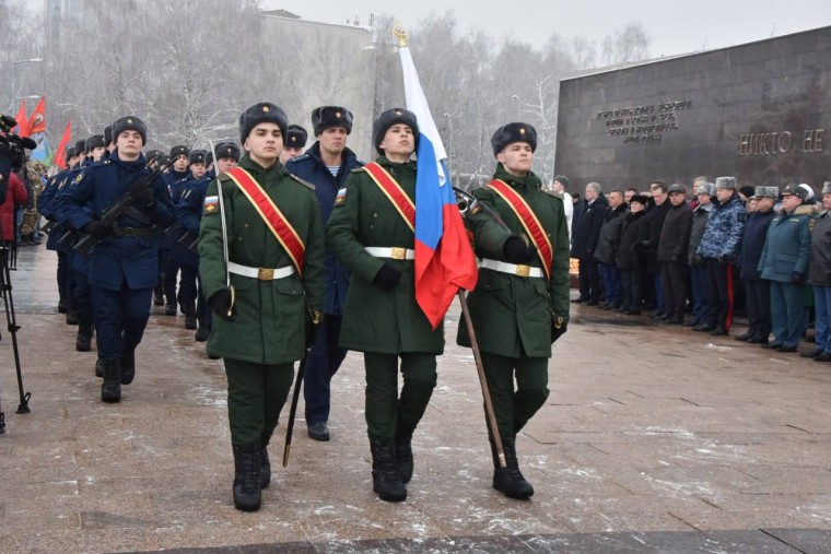 В Ульяновске отметили 81-ю годовщину победы в Сталинградской битве