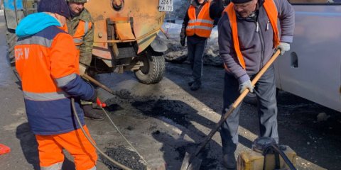 В Ульяновске приступили к ямочному ремонту холодным асфальтом