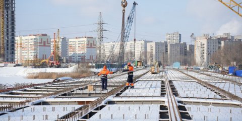 На мосту в створе улиц Шевченко – Смычки на 15% смонтирована несъёмная опалубка