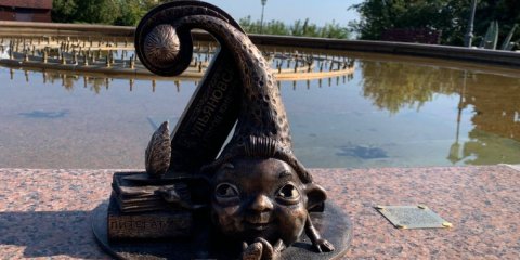 На Новом Венце в Ульяновске установили пятого колобка-гида