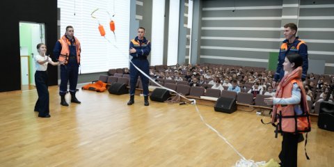 Школьникам Ульяновска рассказывают о безопасном поведении на льду
