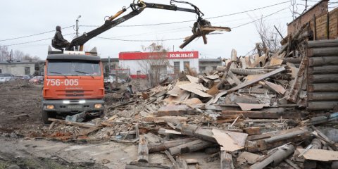 В Железнодорожном районе Ульяновска освобождают от старых домов улицу Кирова