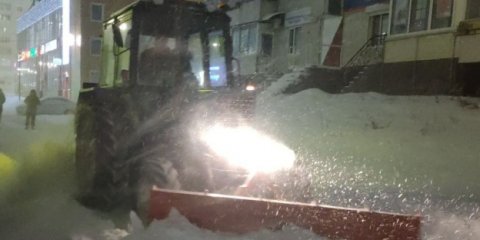 Днём 3 января улицы Ульяновска очищают 65 единиц спецтехники