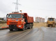 На мосту по улице Минаева подготовлено основание будущей дороги между руслом Свияги и путепроводом