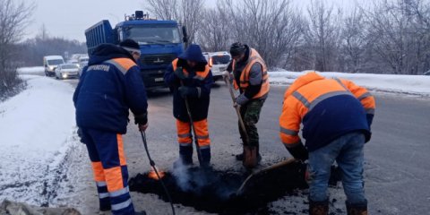 На 12 участках 28 декабря в Ульяновске запланирован ремонт холодным асфальтом