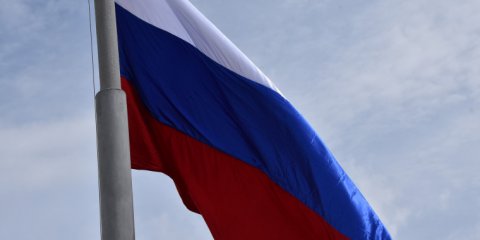 «Гордо реет флаг России»: в Ульяновске пройдёт более 30 мероприятий в честь Дня Государственного флага