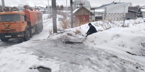 На Мостовой в Ульяновске активно готовятся к паводку