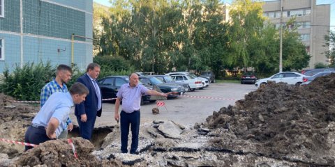 Порыв трубы ХВС в Дальнем Засвияжье устраняли в два этапа