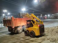 Ульяновские дорожники вывозят снег с дальних районов города
