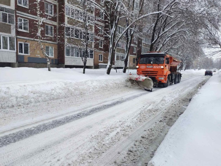 В связи с обильными снегопадами в Ульяновске введён режим повышенной готовности с 6:00 6 февраля
