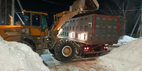За минувшие выходные с улиц Ульяновска вывезено 737 самосвалов снега