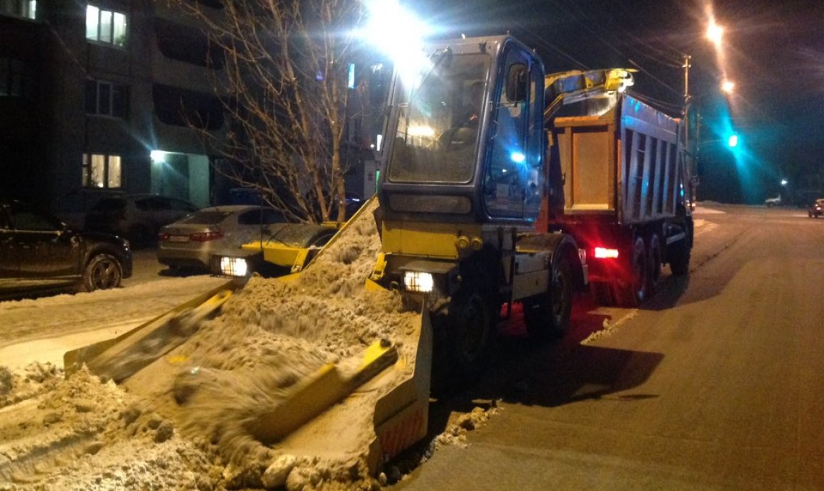 За сутки с улиц Ульяновска вывезли 48 самосвалов снега