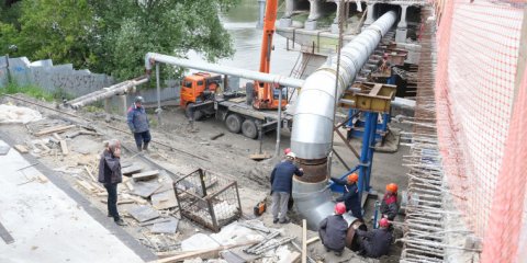 На «минаевском» мосту готовят монтаж последних пяти балок правой стороны
