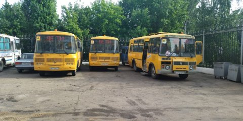 В луганское Лутугино прибыли три школьных автобуса из Ульяновска