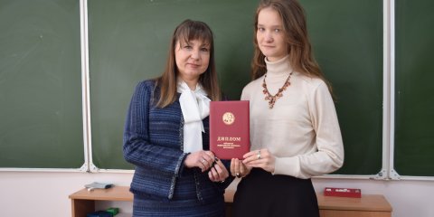 Ученица Мариинской гимназии Людмила Мовчан одержала победу во всероссийской олимпиаде по литературе