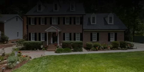 Глава Ульяновска Александр Болдакин поблагодарил Елену Топоркову за многолетний труд в сфере городской культуры