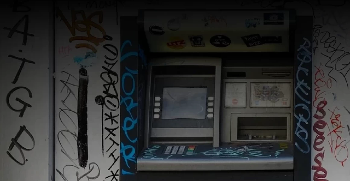 Ульяновские полицейские пресекли масштабное производство контрафактного алкоголя