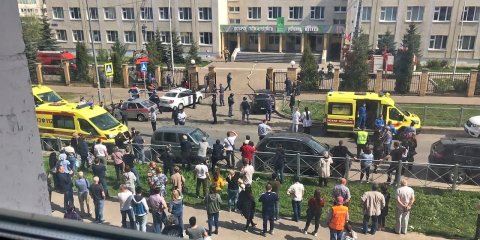 В Казани подросток открыл стрельбу в школе. 7 человек погибли