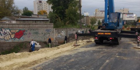 Для освещения объездной дороги вдоль «минаевского» моста установят 10 дорожных светильников