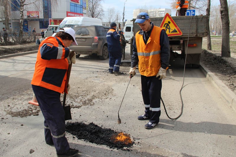 Администрация Ульяновска готовится к весенне-летнему ремонту дорог