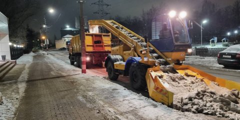 В ночь на 3 декабря улицы Ульяновска очищали 58 единиц спецтехники