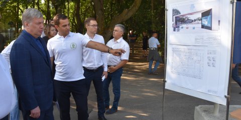 В парке &laquo;Семья&raquo; завершается возведение новой входной группы