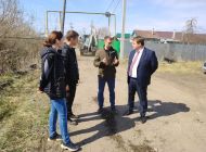 На Мостовой продолжается укрепление водоотводных канав
