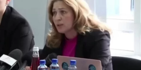 Абхазия не хочет «туристов с Дошираком». Почему курорт остаётся самым дешёвым на Чёрном море
