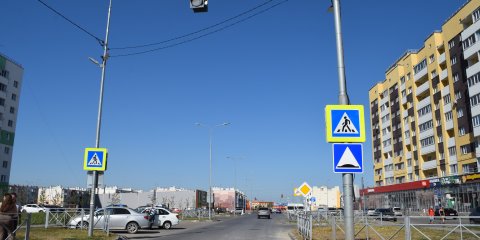 К нацстандарту безопасности в Ульяновске приведут пешеходные переходы возле 22 школ и детсадов
