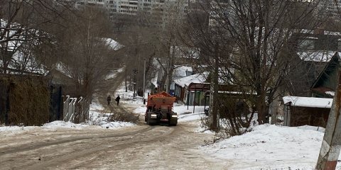 Вывоз снега и обработка тротуаров: план работы ульяновских дорожников на 10 декабря