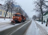 Со снегопадом на улицах Ульяновска борются 82 единицы спецтехники