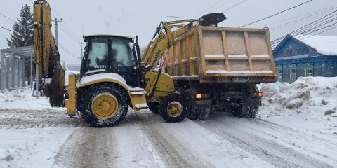 С улиц Ульяновска за ночь вывезли 136 самосвалов снега