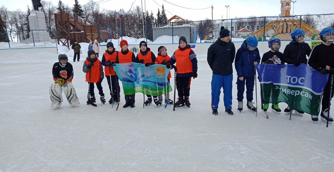 Этой зимой в 48 дворах Ульяновска работают спортивные инструкторы