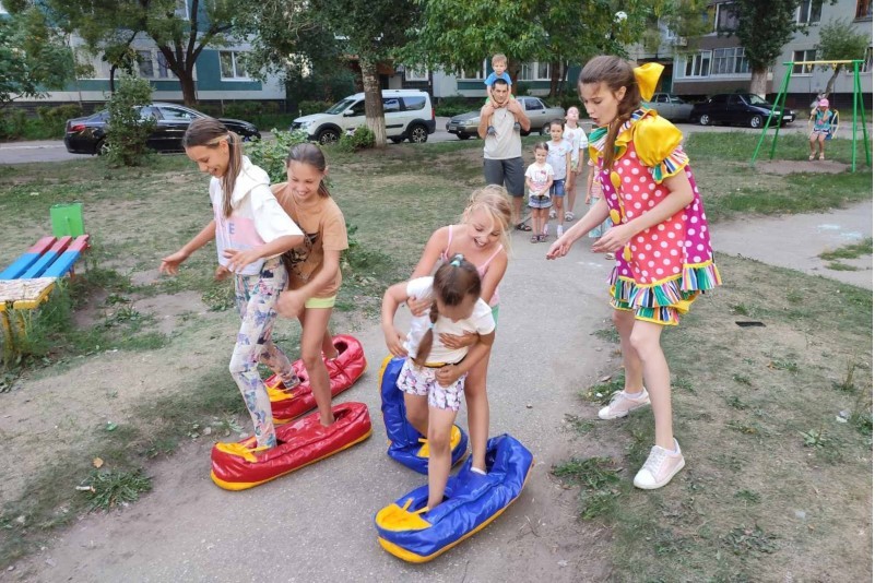 Летом горожан ждут поэтические марафоны, скандинавская ходьба и целый ряд тематических фестивалей