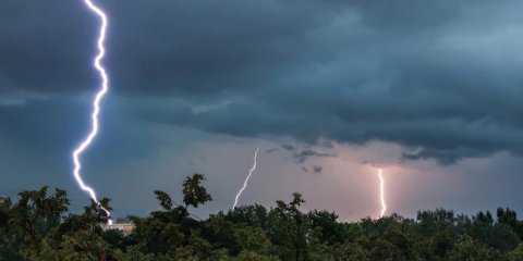 В Ульяновске ожидается гроза и усиление ветра