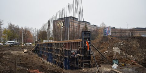 В ульяновском парке &laquo;Победы&raquo; строят новую входную группу