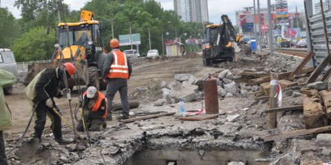 На «минаевском» мосту демонтировано 40 квадратных метров железобетонных конструкций
