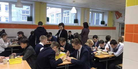 Ульяновские родители проверяют качество горячего питания в школах