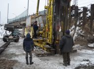 Устройство геоматраса Тенсар у «минаевского» моста выполнено на 70%