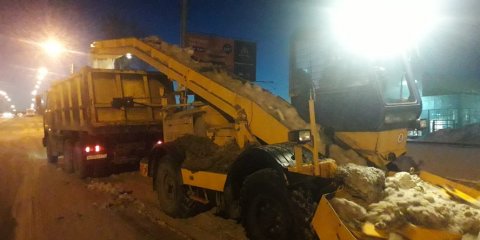 В ночь на 7 марта с улиц Ульяновска вывезли 100 самосвалов снега