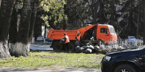 Более четырех тысяч ульяновцев приняли участие в третьем общегородском субботнике