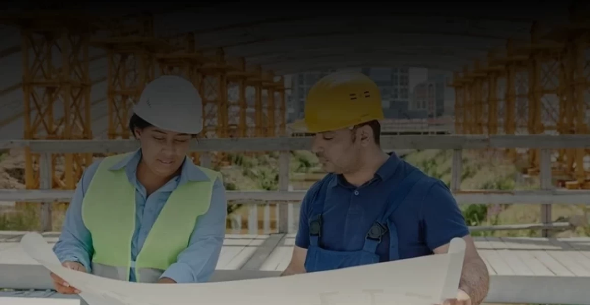 Ульяновские дорожники продолжают чистить ливнёвки и вывозить смёт