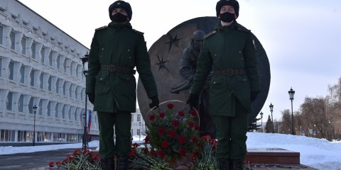 В Ульяновске почтили память Героя России Дмитрия Разумовского