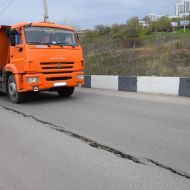 Дорога в сторону Речного порта вновь разрушается