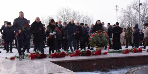 «Имя твоё неизвестно, подвиг твой бессмертен»