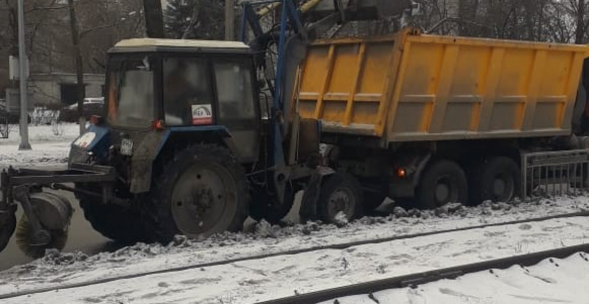 В Ульяновске продолжается вывоз снега, упавших веток и ремонт освещения