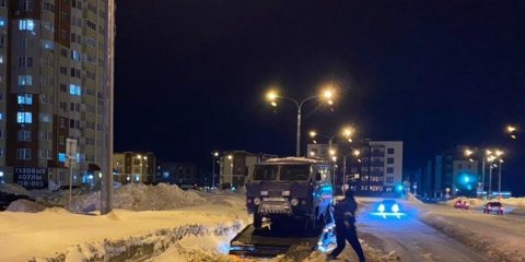 В Ульяновске эвакуируют автомобили, припаркованные с нарушением ПДД